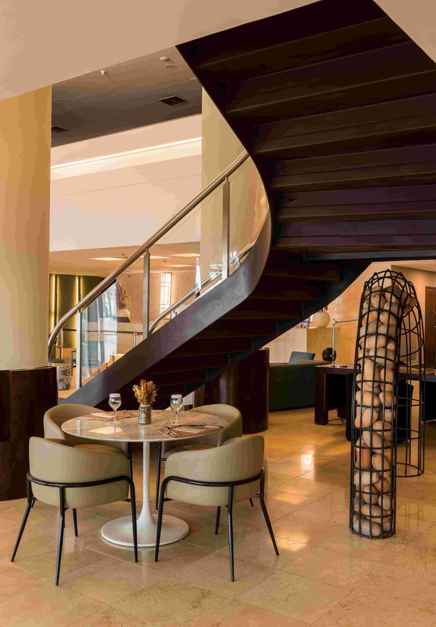 Hotel Luzeiros Fortaleza 외부 사진 The interior of the restaurant